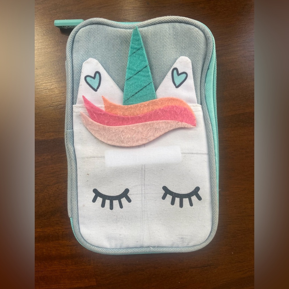 Yoobi unicorn pencil case